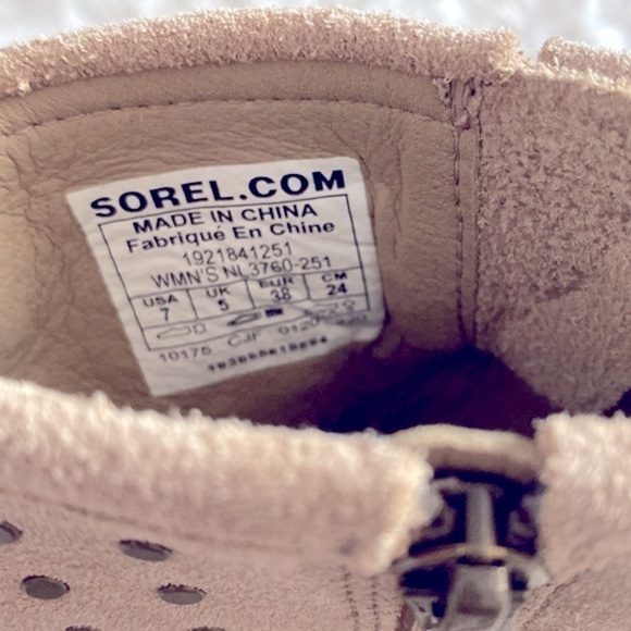 NWOT Sorel Joan of arc studded wedge ankle boots - Picture 8 of 10